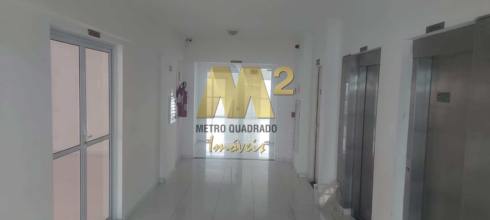 Apartamento à venda com 1 quarto, 60m² - Foto 13