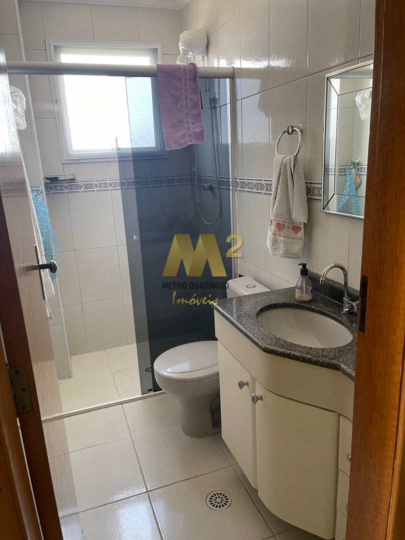 Apartamento à venda com 3 quartos, 133m² - Foto 19