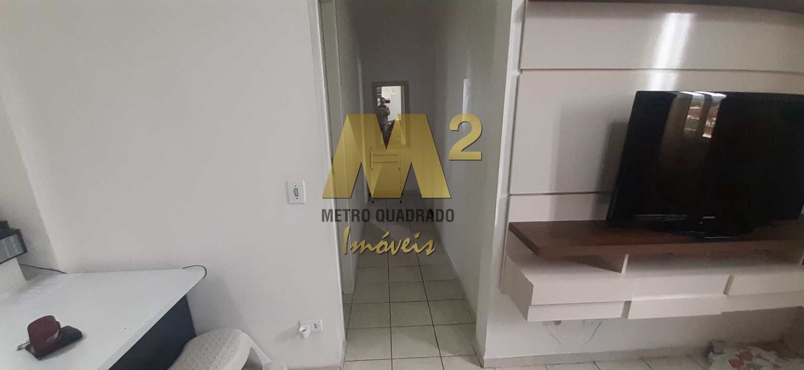 Apartamento à venda com 3 quartos, 96m² - Foto 2