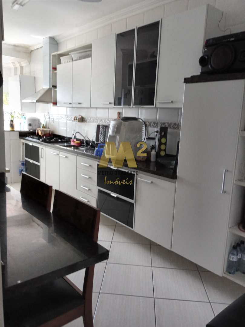 Apartamento à venda com 2 quartos, 83m² - Foto 4