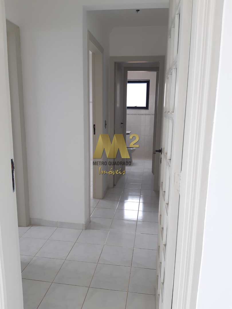 Apartamento à venda com 2 quartos, 70m² - Foto 9