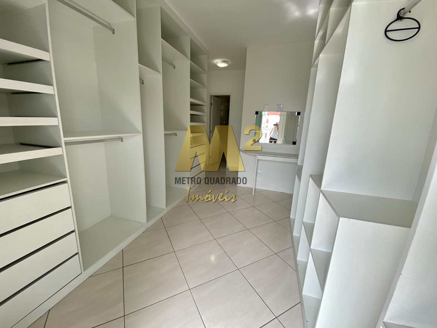 Apartamento à venda com 3 quartos, 118m² - Foto 21