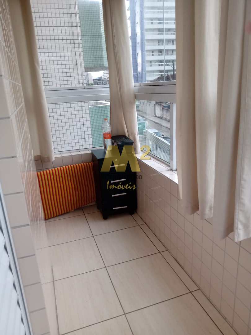 Apartamento à venda com 2 quartos, 66m² - Foto 4