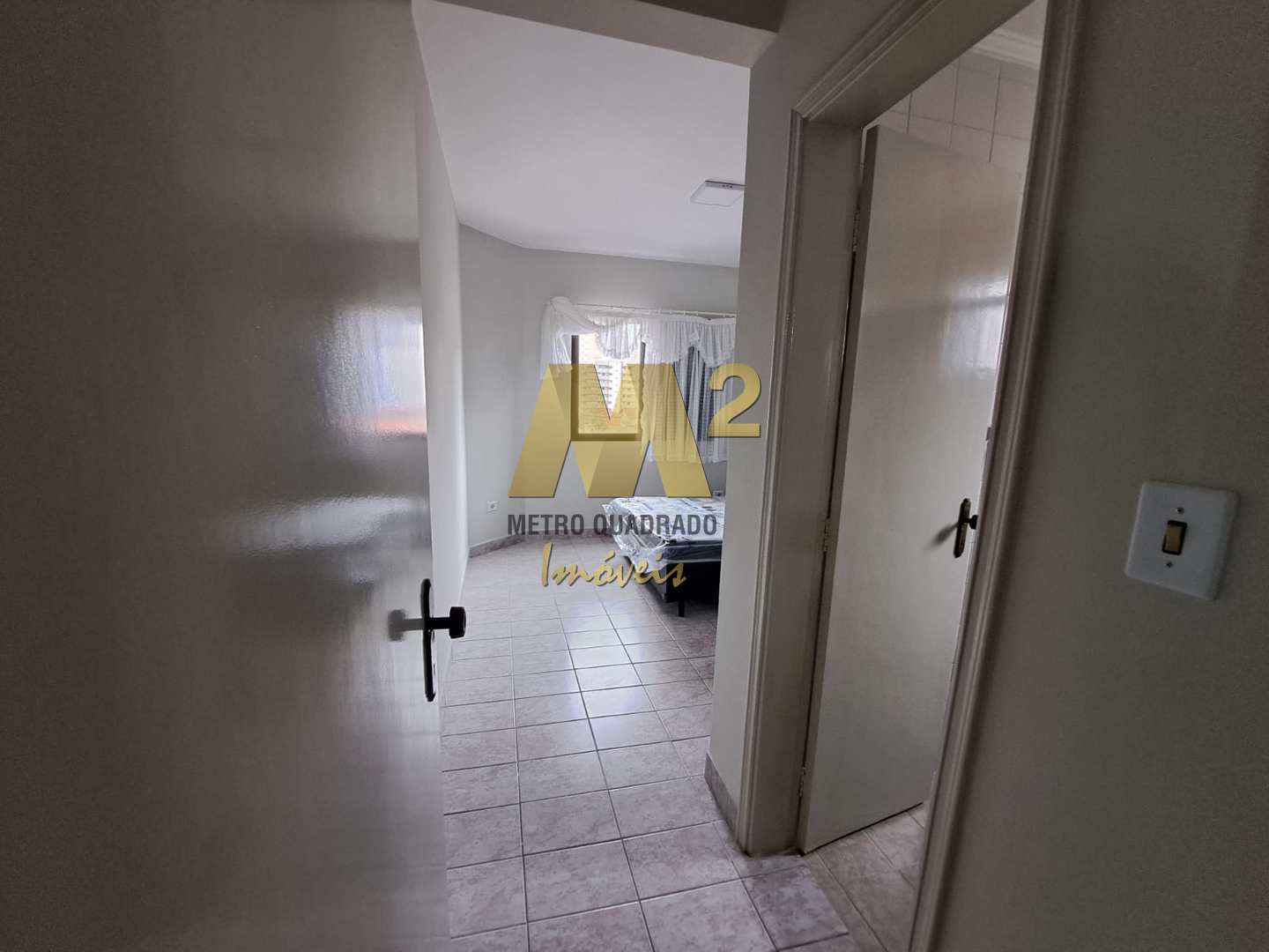 Apartamento à venda com 2 quartos, 75m² - Foto 7