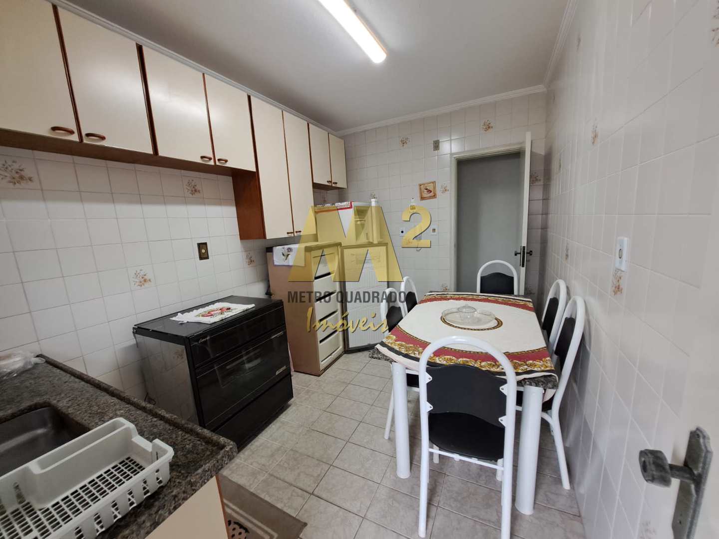 Apartamento à venda com 2 quartos, 75m² - Foto 6