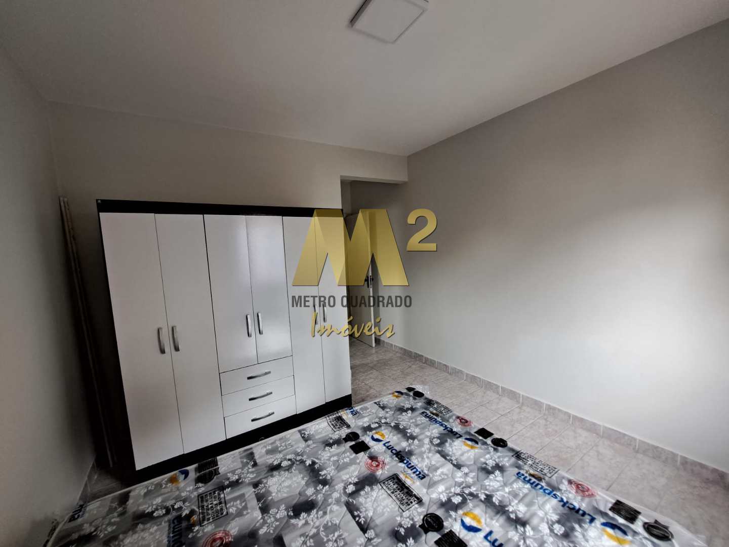 Apartamento à venda com 2 quartos, 75m² - Foto 10