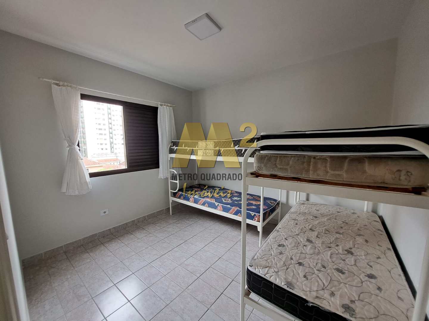 Apartamento à venda com 2 quartos, 75m² - Foto 12