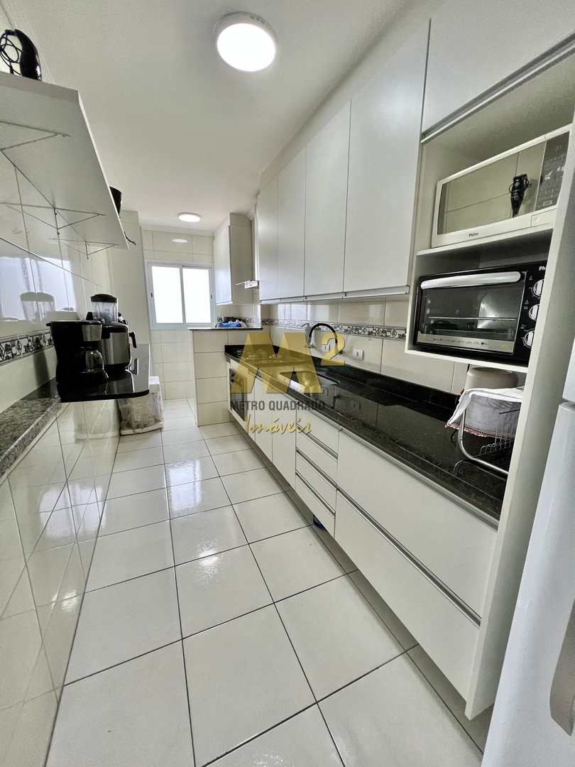 Apartamento à venda com 2 quartos, 75m² - Foto 7