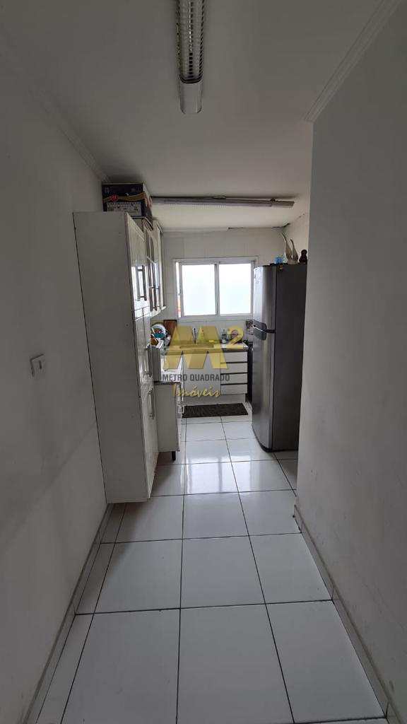 Apartamento à venda com 2 quartos, 80m² - Foto 7