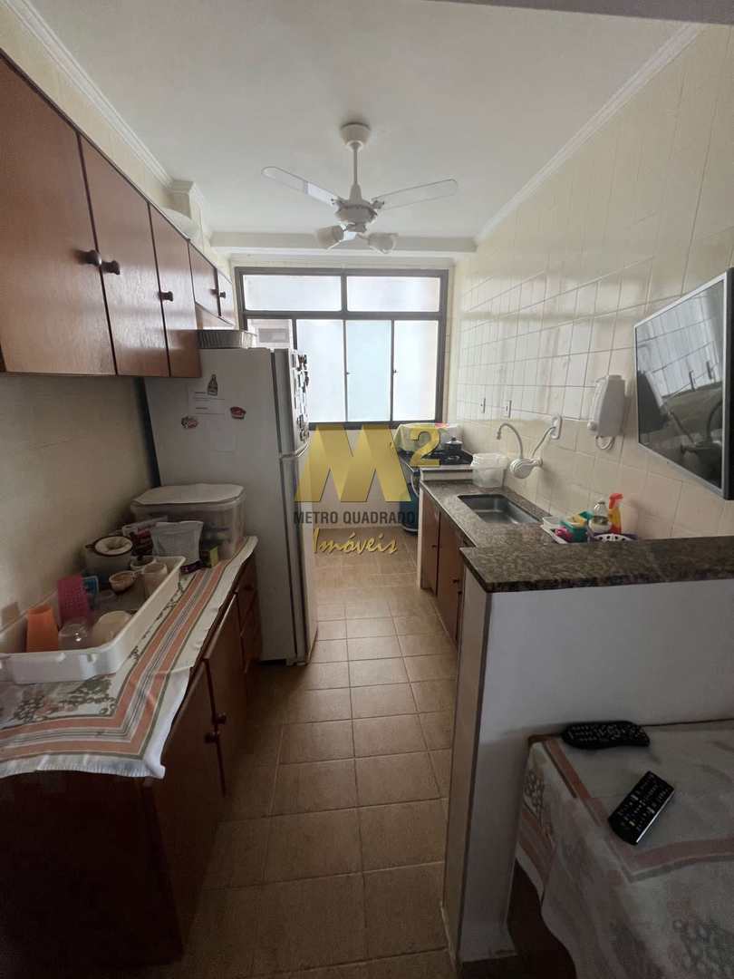 Apartamento à venda com 4 quartos, 140m² - Foto 6