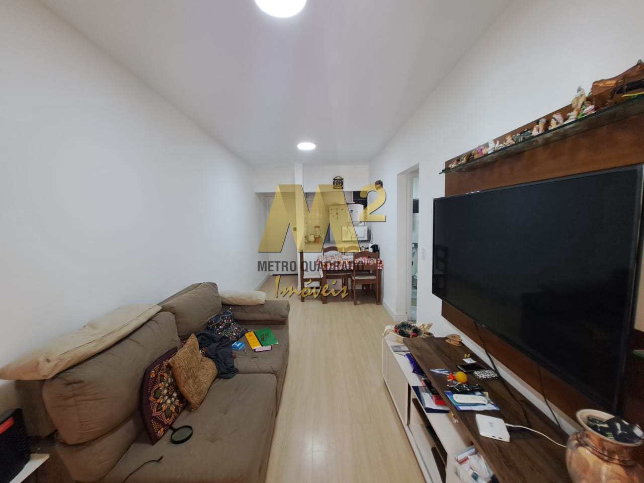 Apartamento à venda com 2 quartos, 62m² - Foto 2