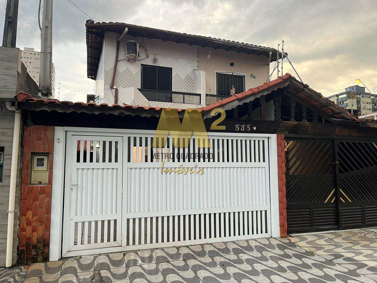 Sobrado à venda com 2 quartos, 85m² - Foto 1