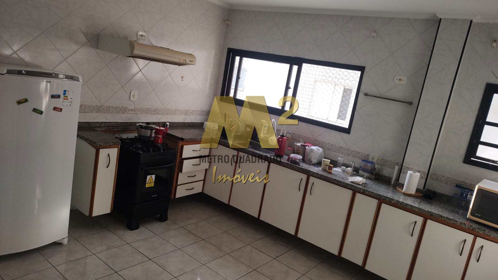 Apartamento à venda com 4 quartos, 210m² - Foto 9