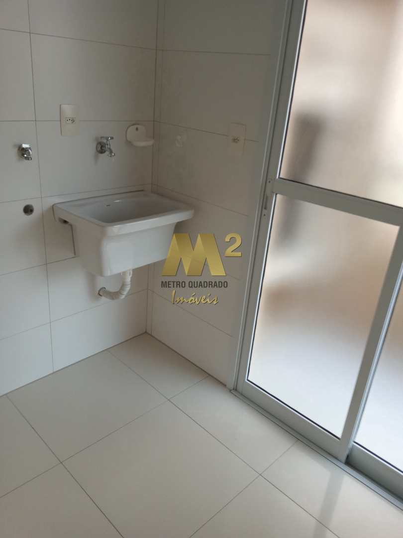 Apartamento à venda com 2 quartos, 63m² - Foto 4