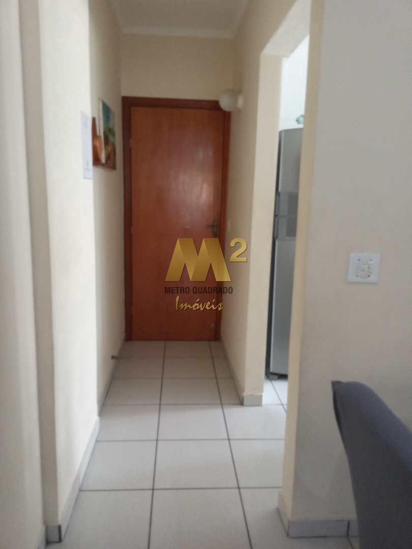 Apartamento à venda com 2 quartos, 75m² - Foto 11