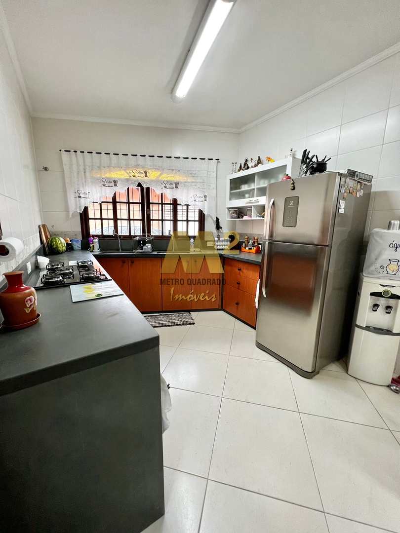 Sobrado à venda com 3 quartos, 150m² - Foto 9