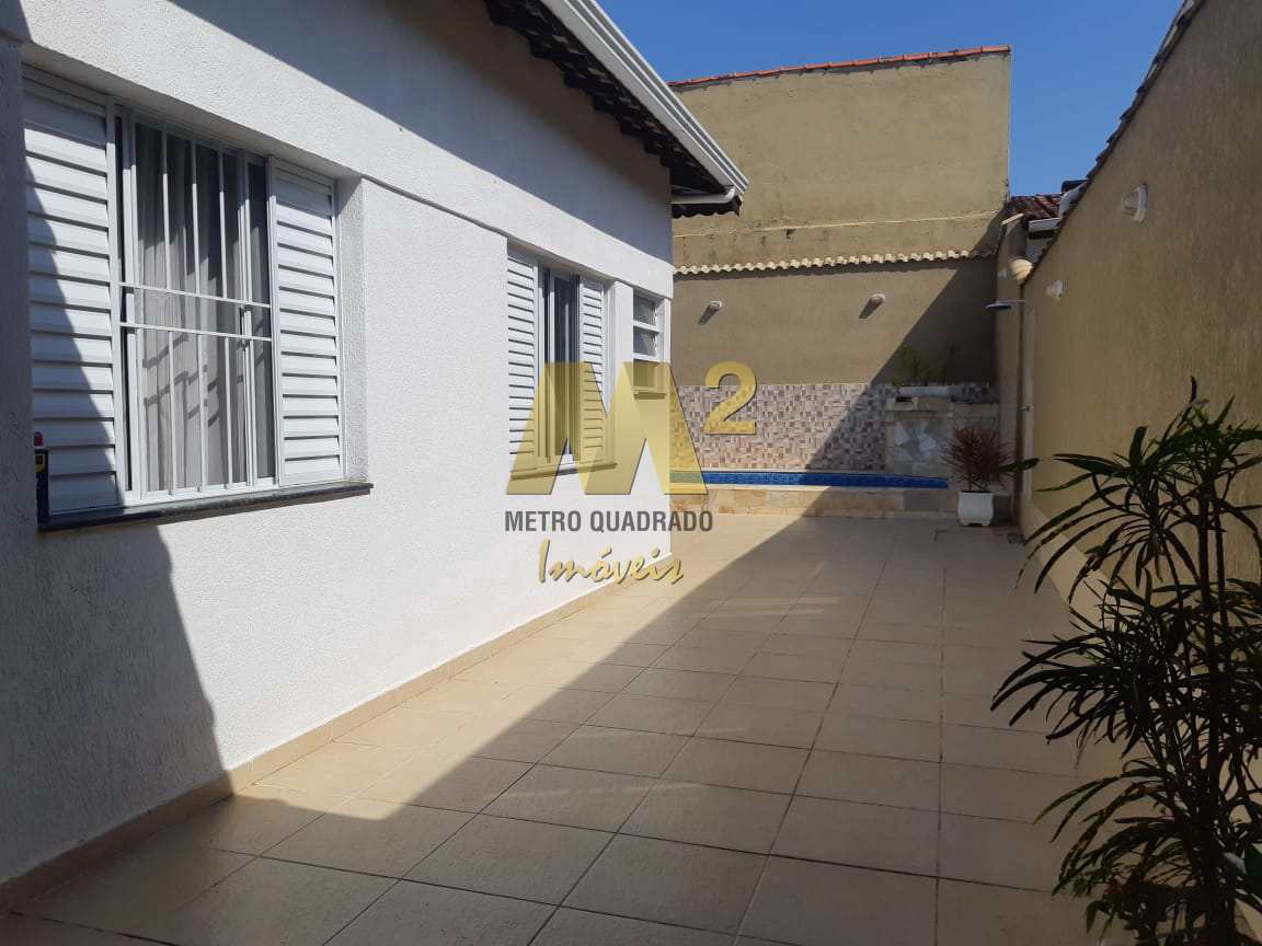 Casa à venda com 3 quartos, 188m² - Foto 26