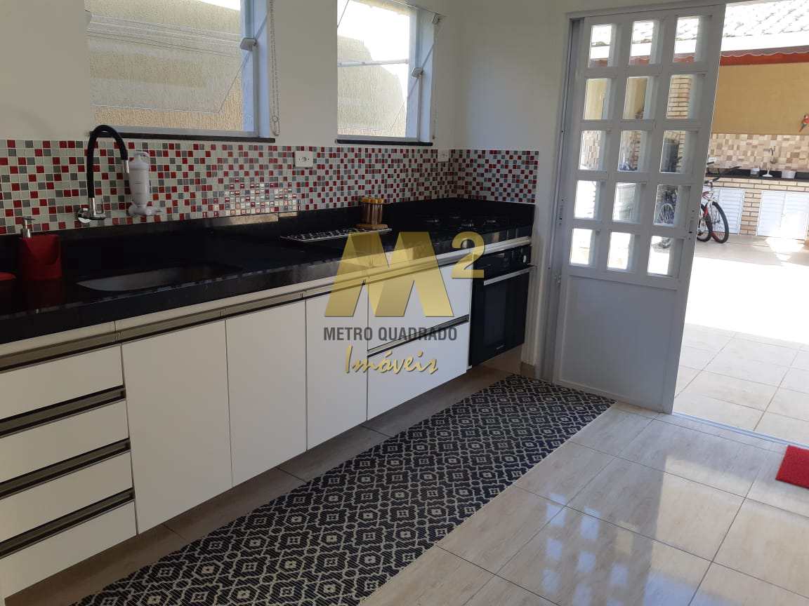 Casa à venda com 3 quartos, 188m² - Foto 13