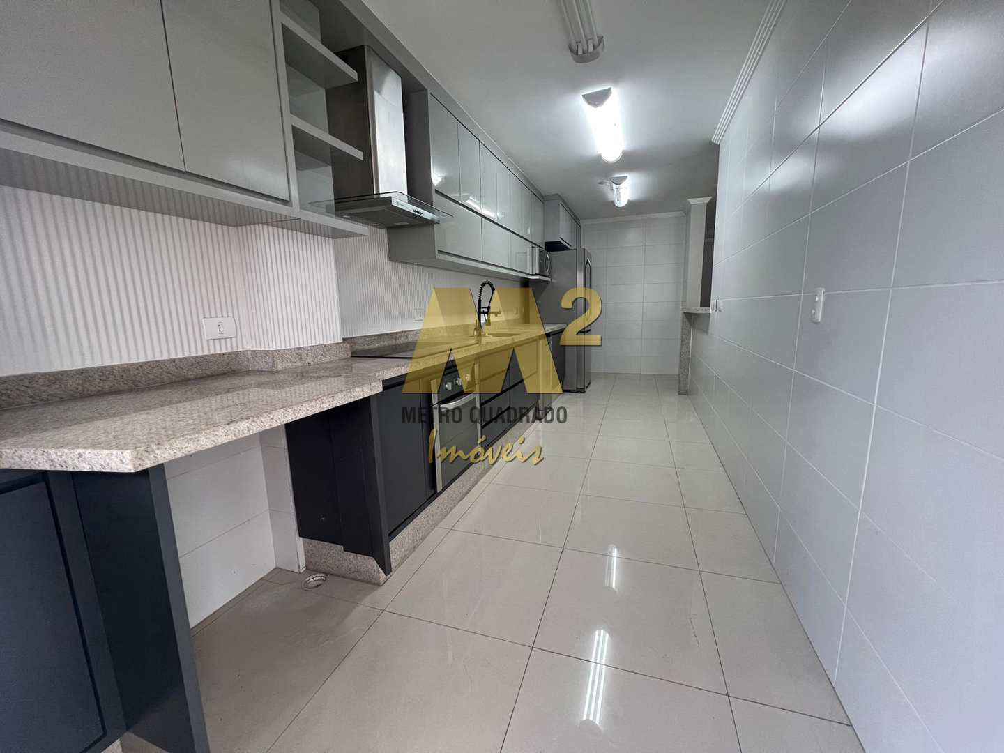 Apartamento à venda com 3 quartos, 122m² - Foto 12