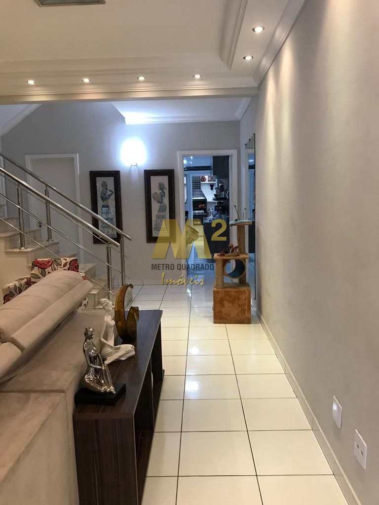 Sobrado à venda com 4 quartos, 172m² - Foto 2