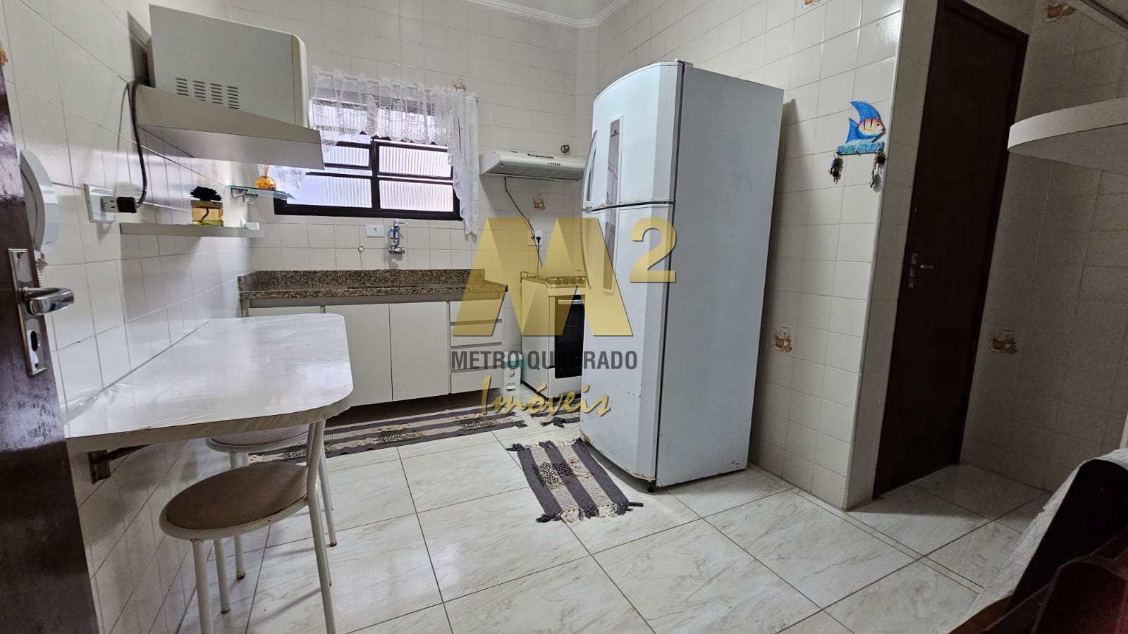 Apartamento à venda com 2 quartos, 73m² - Foto 4