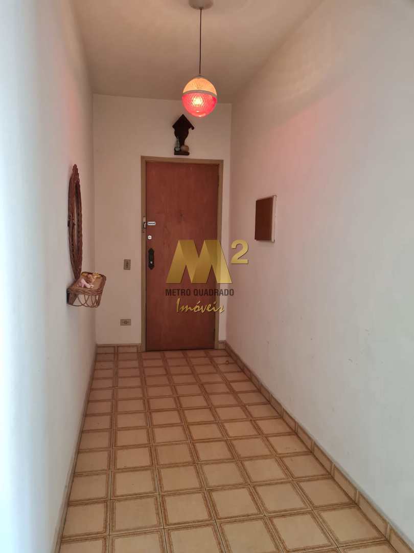 Apartamento à venda com 2 quartos, 77m² - Foto 3