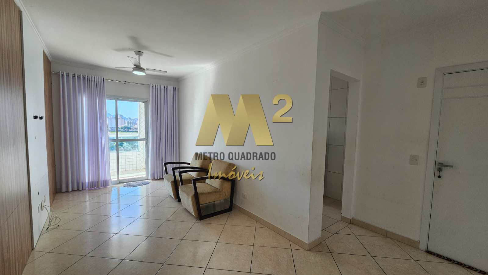 Apartamento à venda com 2 quartos, 72m² - Foto 4