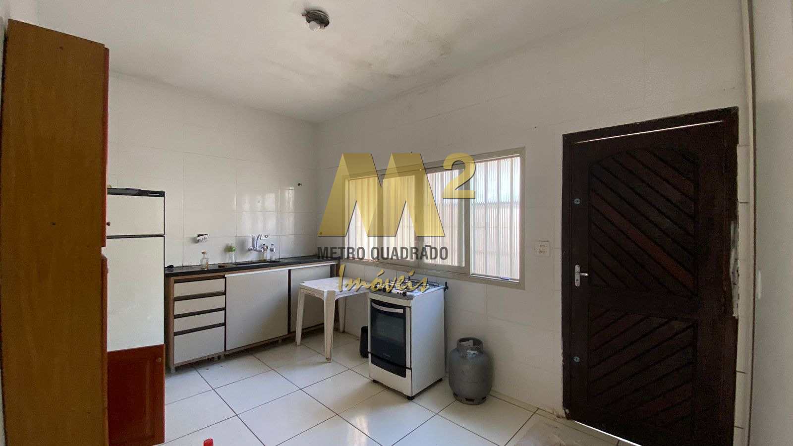 Casa à venda com 3 quartos, 100m² - Foto 14