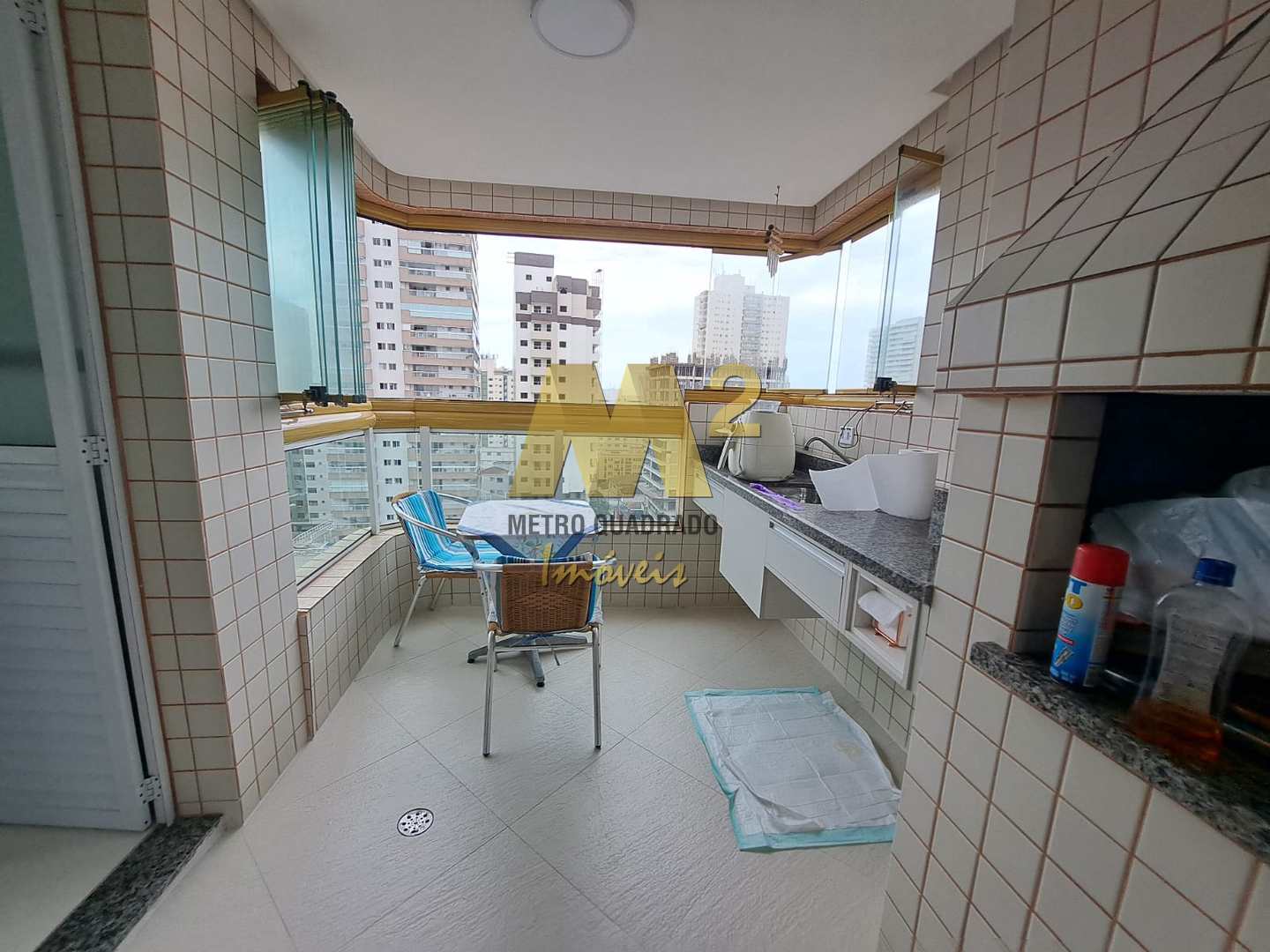 Apartamento à venda com 1 quarto, 62m² - Foto 8