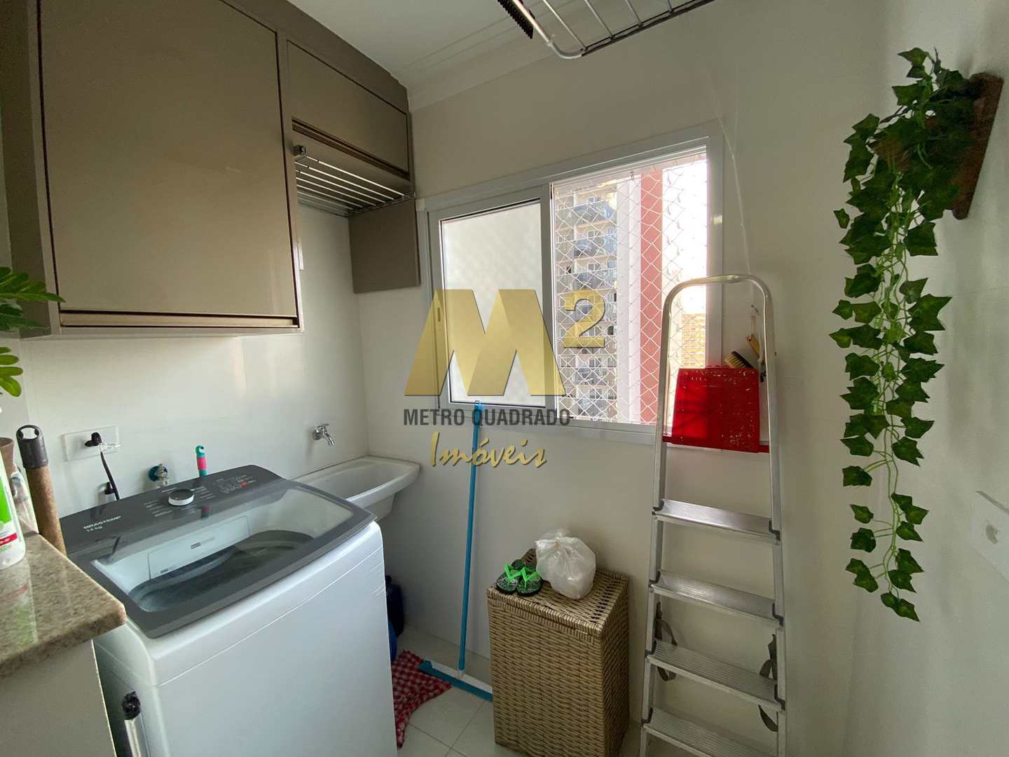 Apartamento à venda com 2 quartos, 75m² - Foto 8