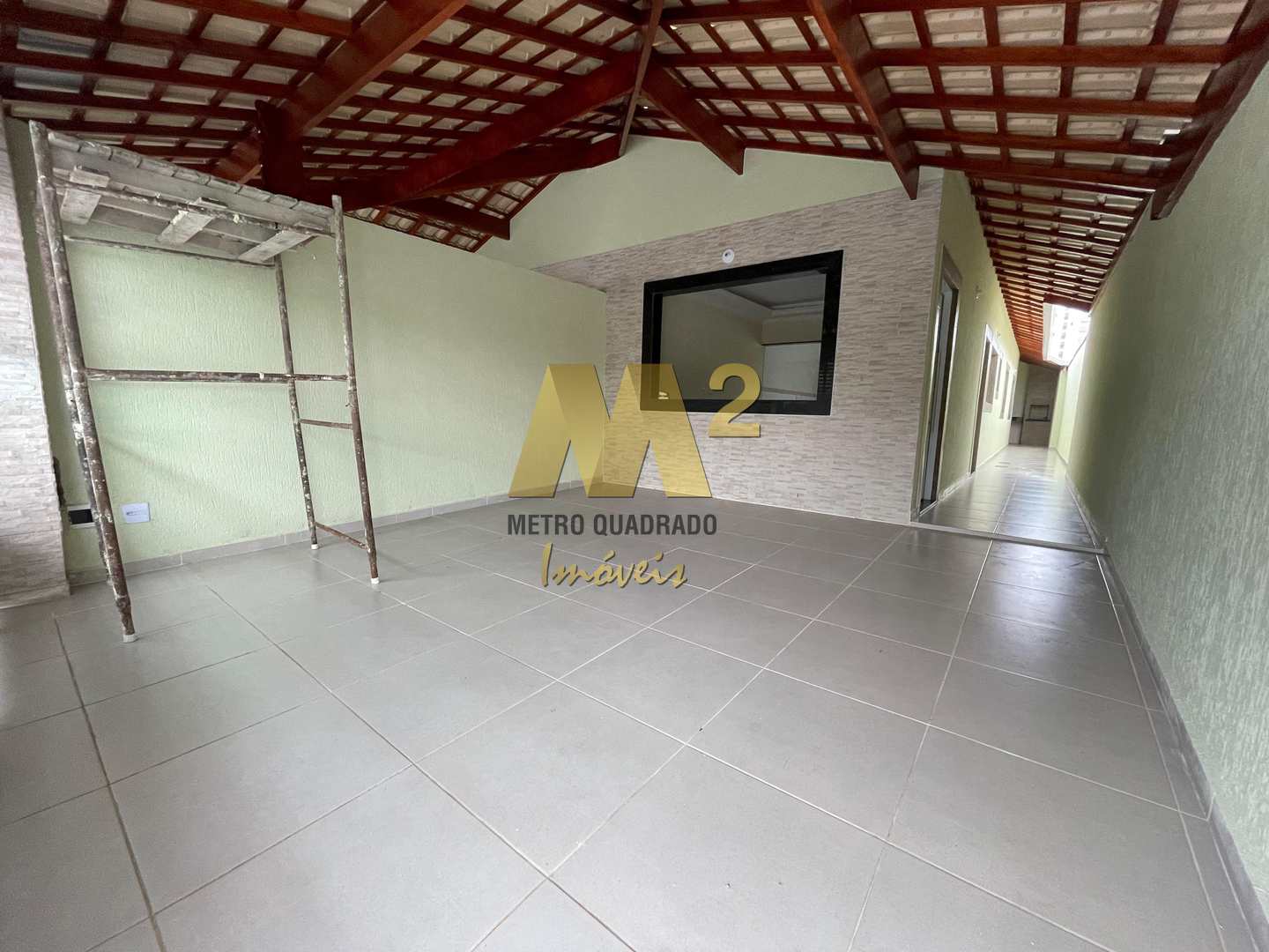 Casa à venda com 2 quartos, 125m² - Foto 2