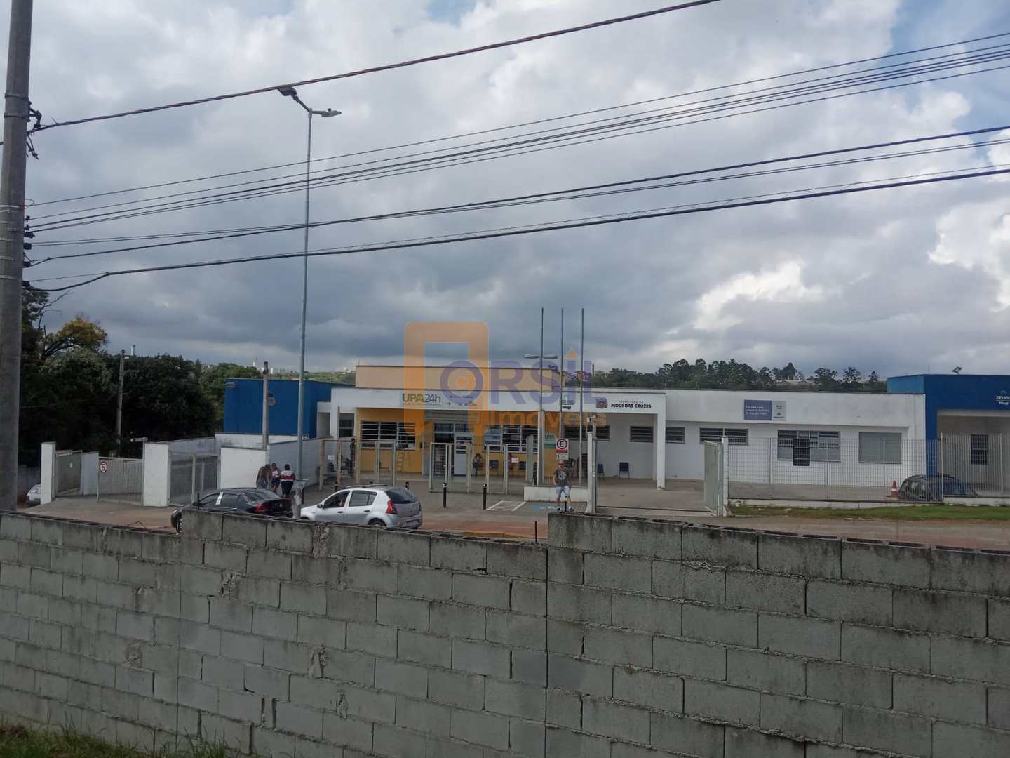 Casa de Condomínio com 2 dorms, Braz Cubas, Mogi das Cruzes R 220