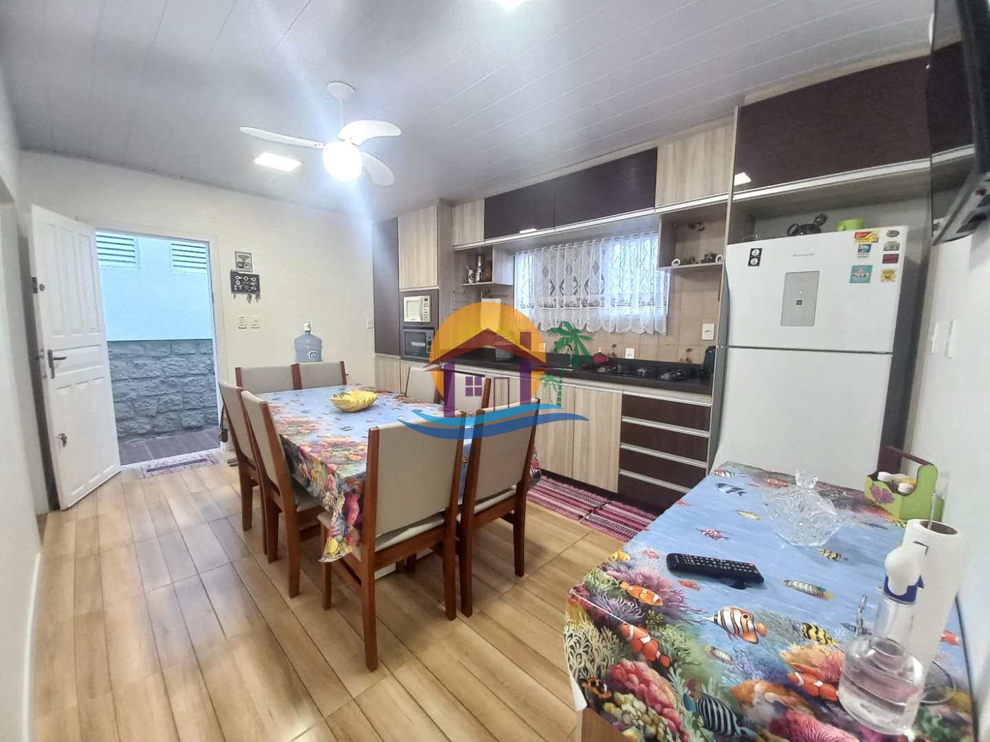 Casa para lancamento com 4 quartos, 242m² - Foto 11