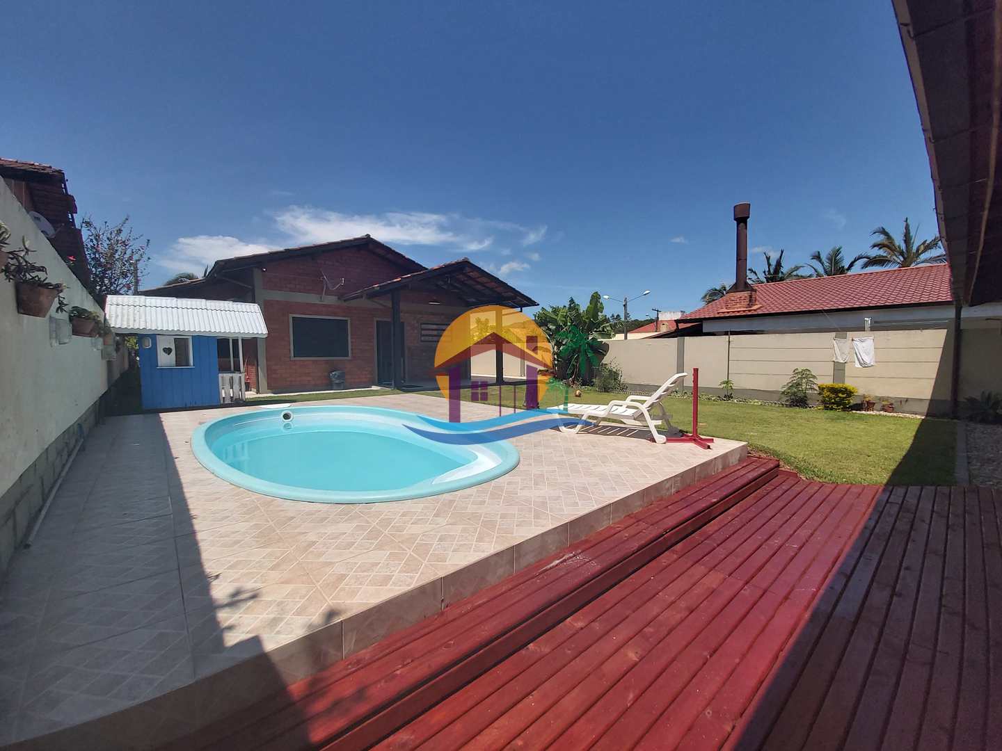 Casa Impecável, com 3 Dormitórios e Deck com Piscina, localizado no Ingleses /Florianópolis