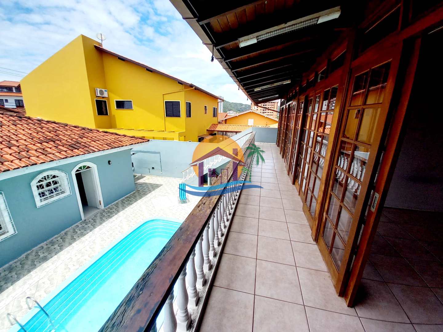 Casa à venda com 4 quartos, 300m² - Foto 11