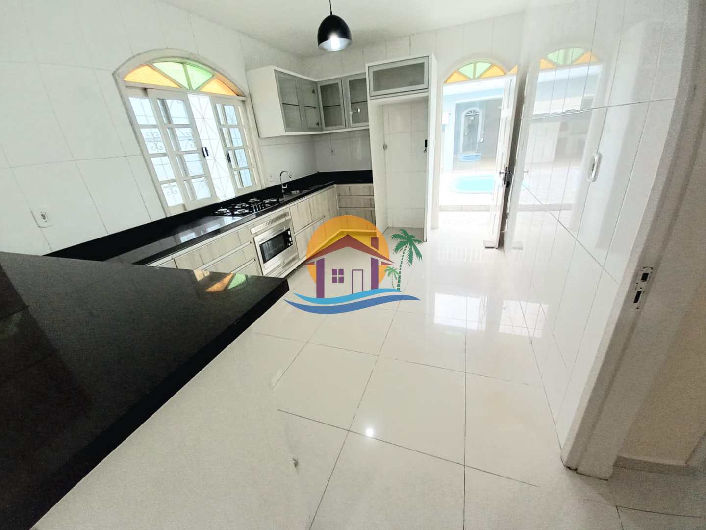 Casa à venda com 4 quartos, 300m² - Foto 15