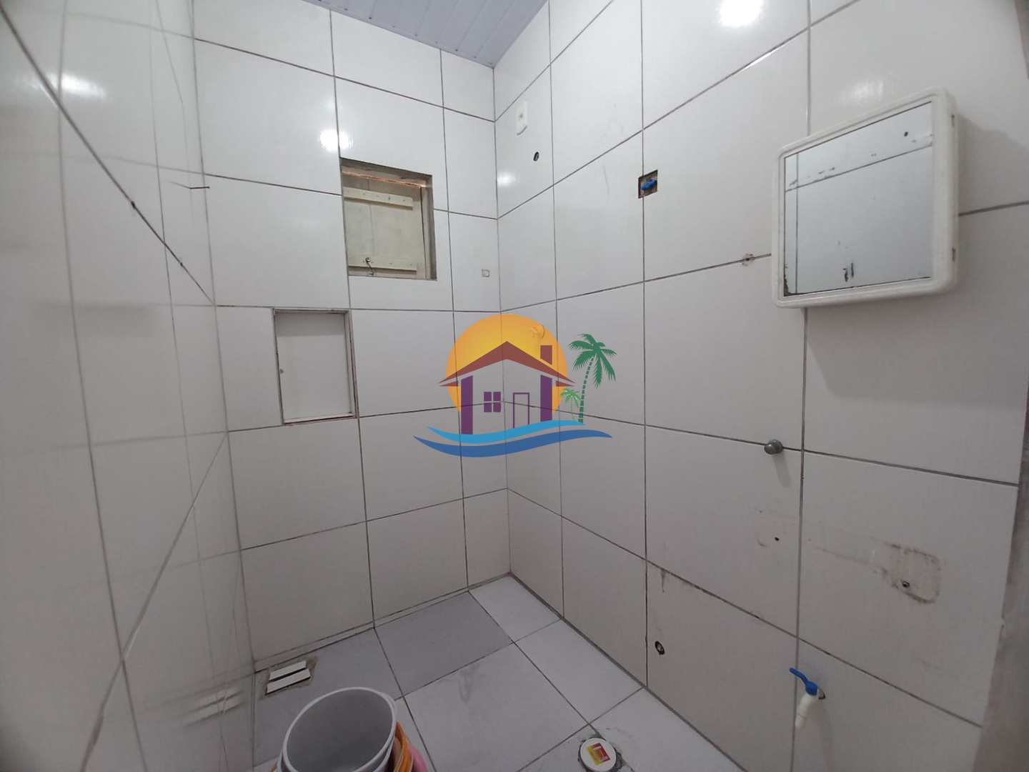 Casa à venda com 8 quartos, 180m² - Foto 16