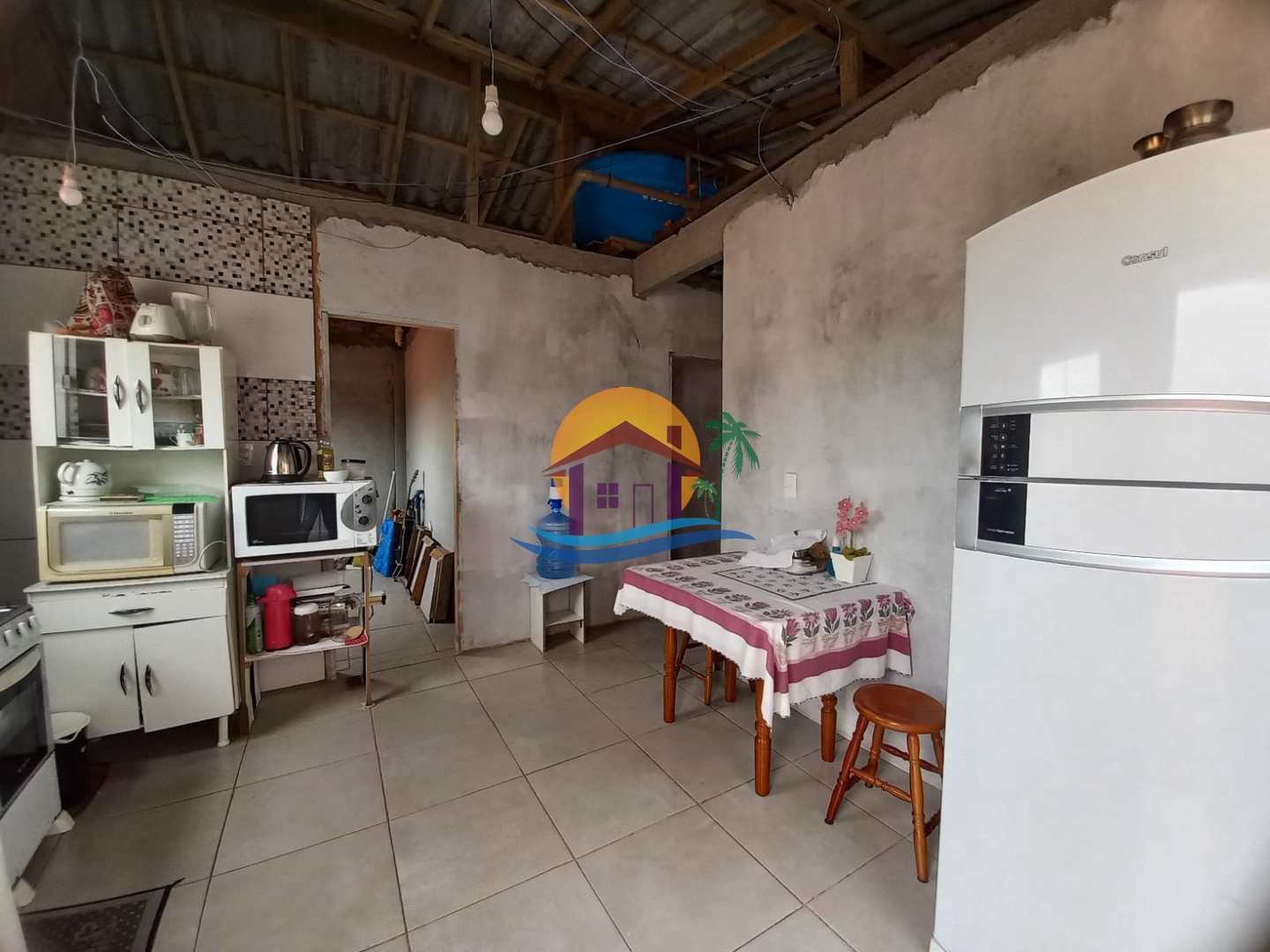 Casa à venda com 8 quartos, 180m² - Foto 19