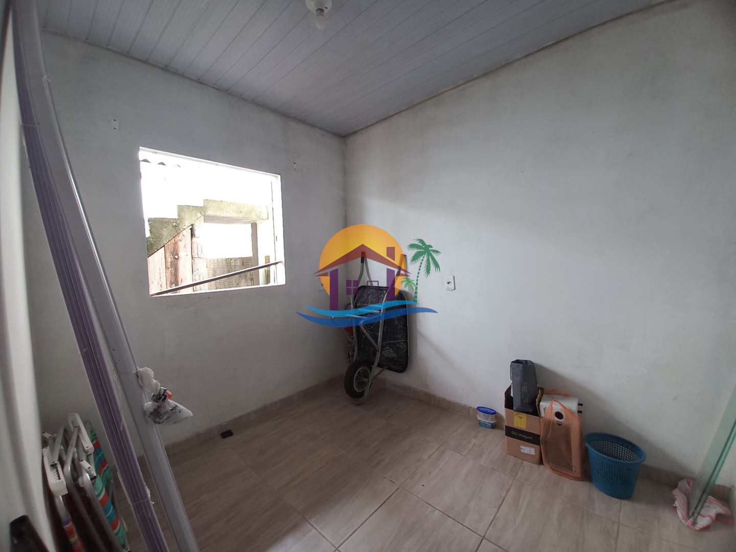 Casa à venda com 8 quartos, 180m² - Foto 17