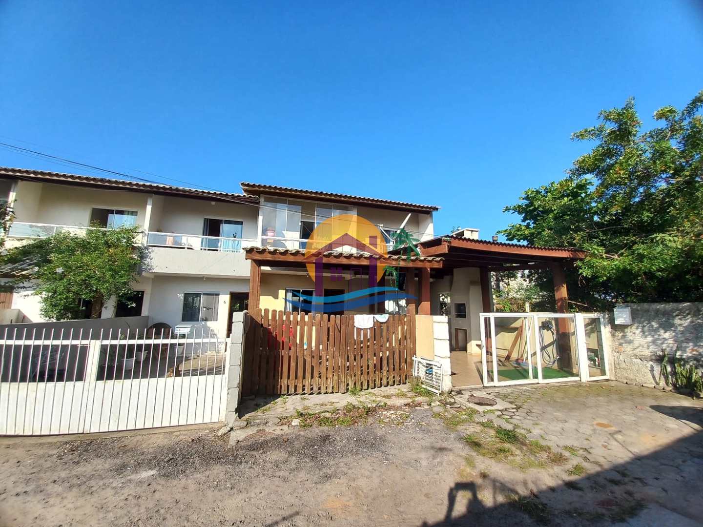 Sobrado à venda com 2 quartos, 75m² - Foto 1