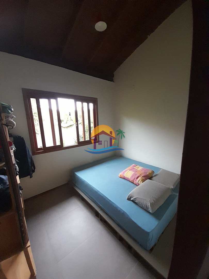 Casa à venda com 3 quartos, 380m² - Foto 4