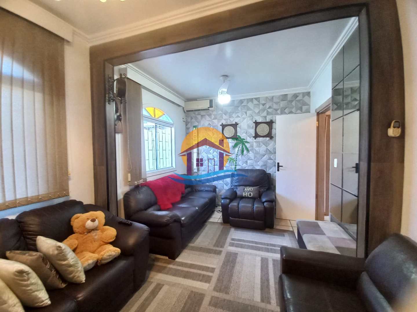 Casa à venda com 3 quartos, 210m² - Foto 18