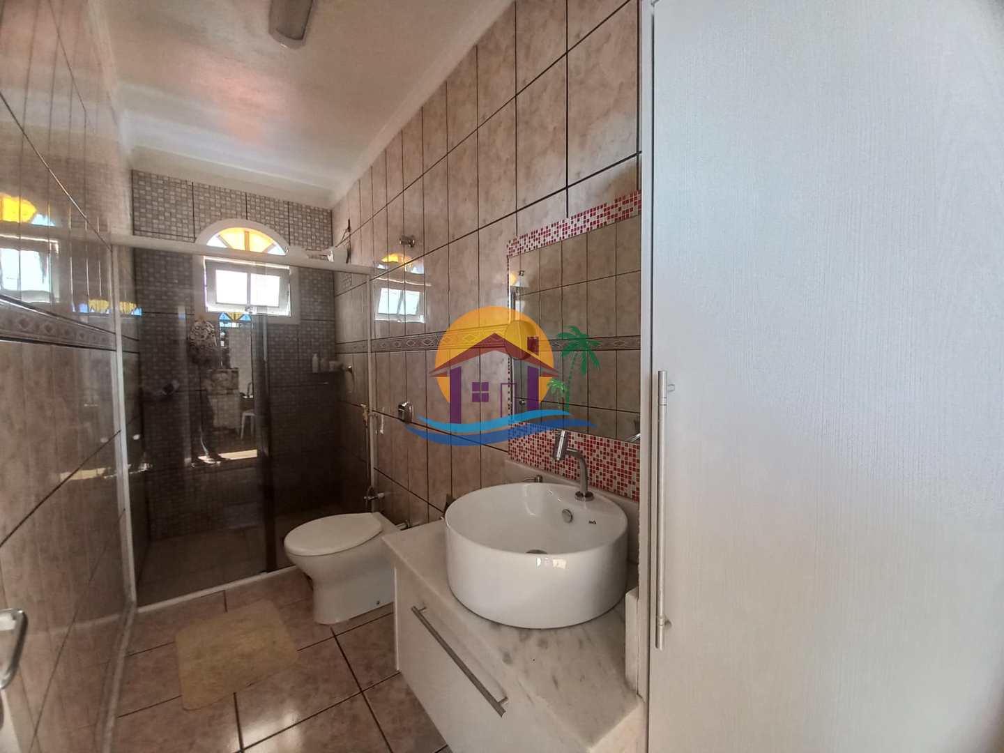 Casa à venda com 3 quartos, 210m² - Foto 10