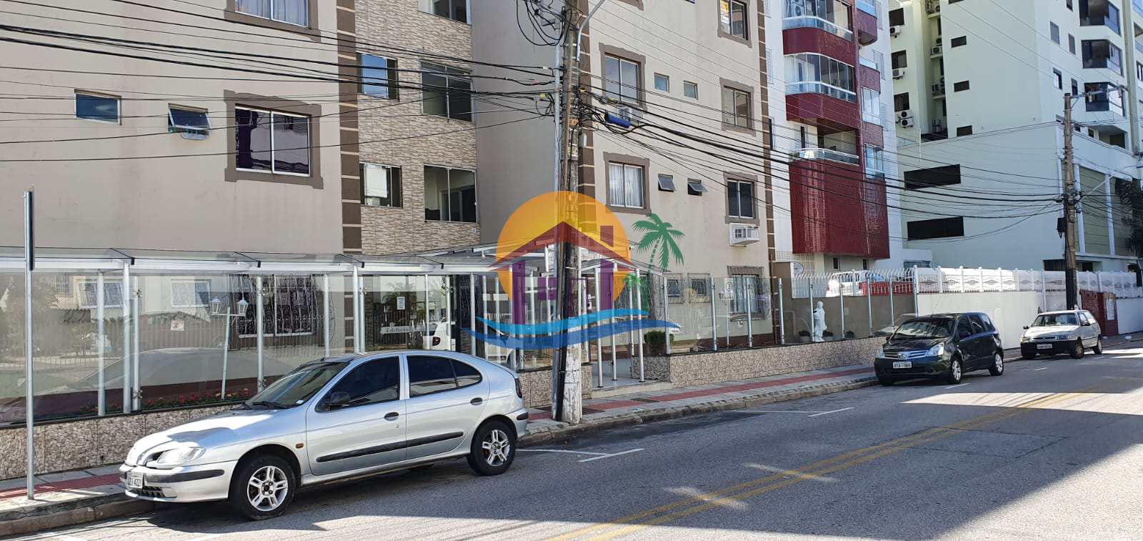 Apartamento à venda com 3 quartos, 90m² - Foto 1