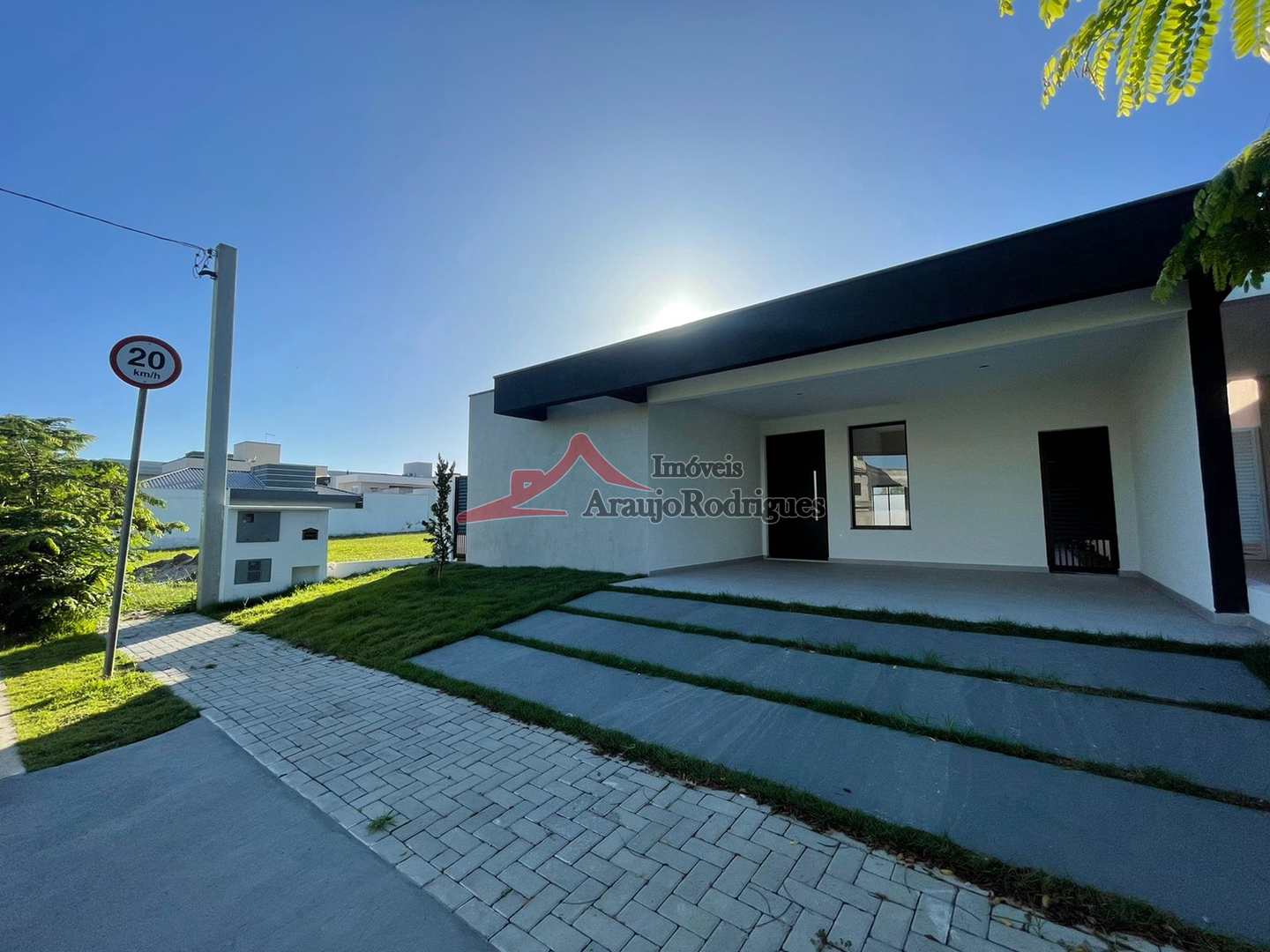 Casa para COMPRAR NO CONDOMÍNIO Residencial Ouroville, NO