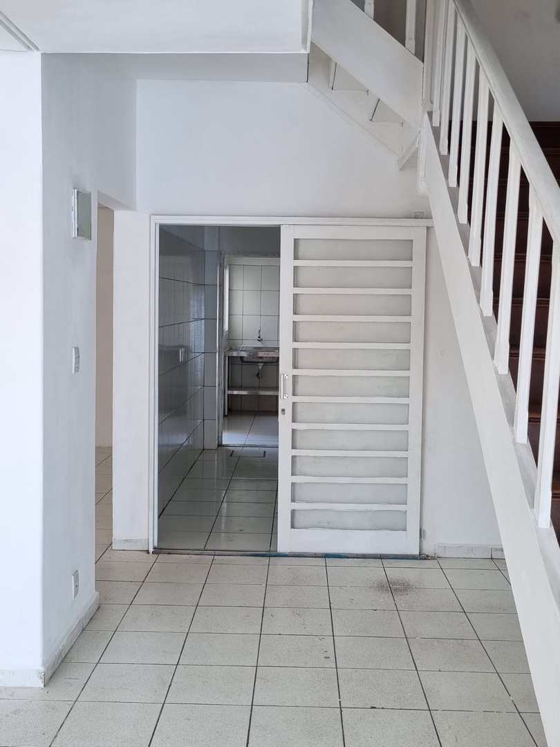 Sobrado à venda com 4 quartos, 171m² - Foto 4