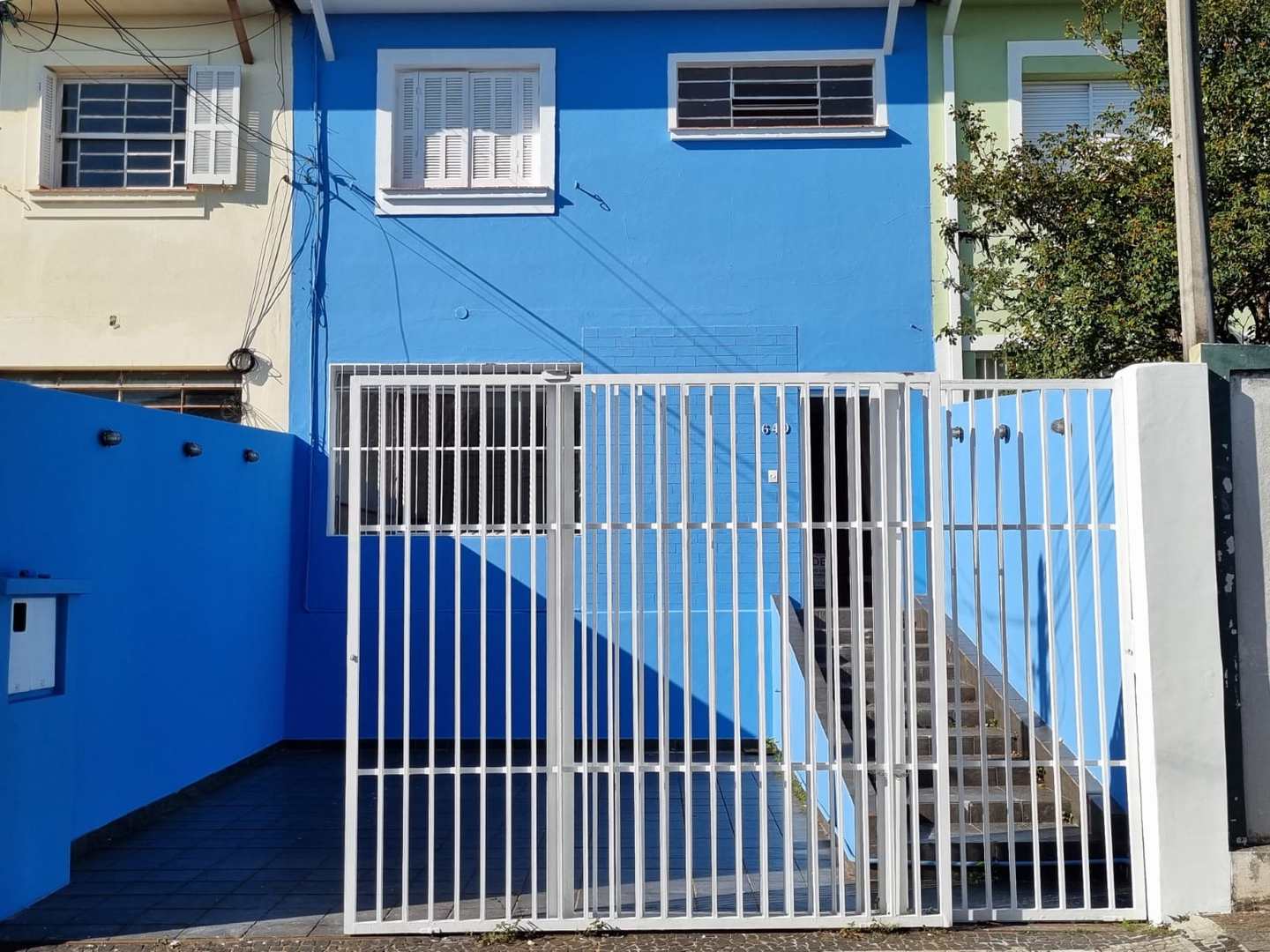 Sobrado à venda com 4 quartos, 171m² - Foto 1