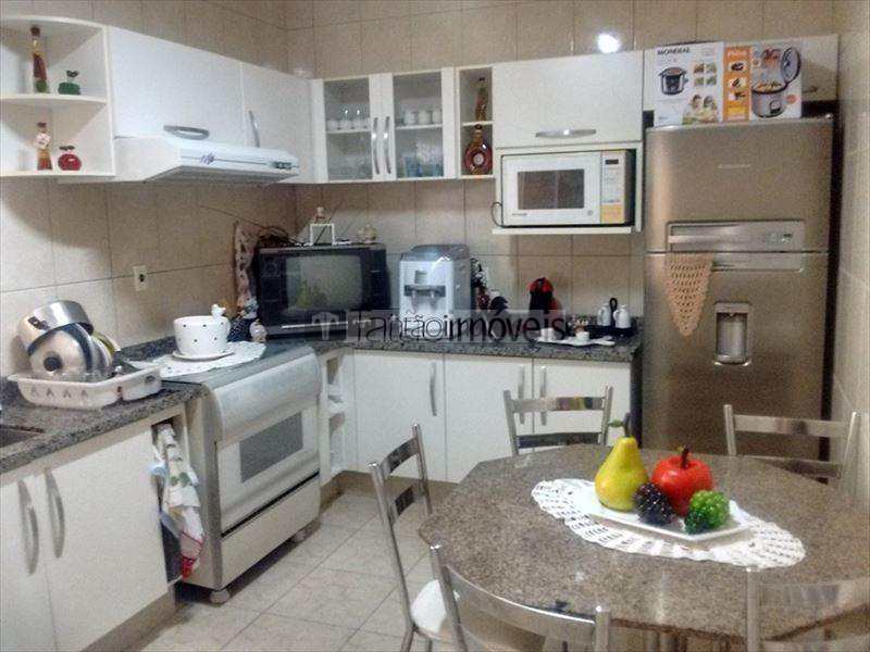 Casa com 4 dorms, Jardim Francano, Franca - R$ 480.000,00 