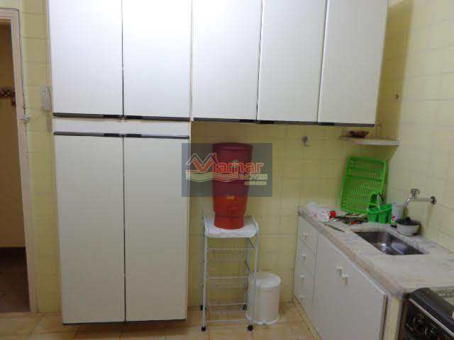 Apartamento para alugar com 2 quartos, 75m² - Foto 11