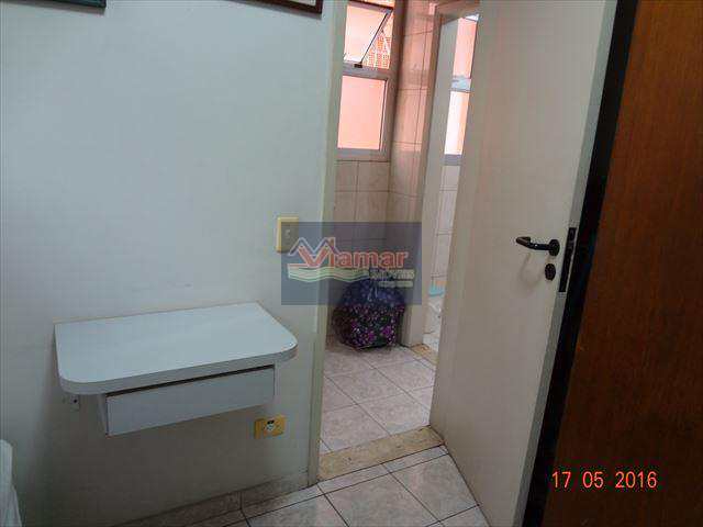 Apartamento à venda com 2 quartos, 77m² - Foto 9